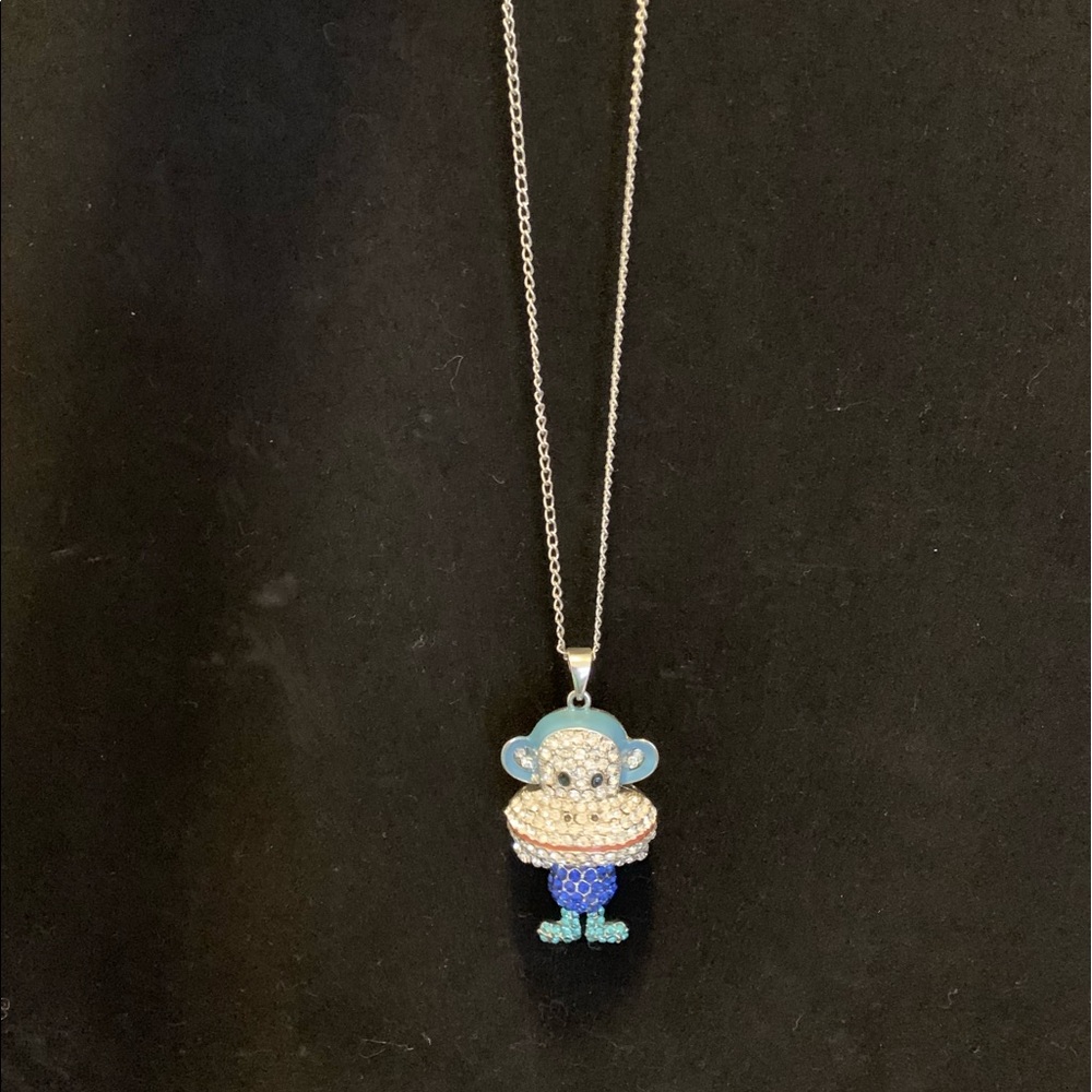 Long monkey necklace